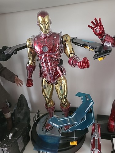 Hot toys cms08d38 - hot,