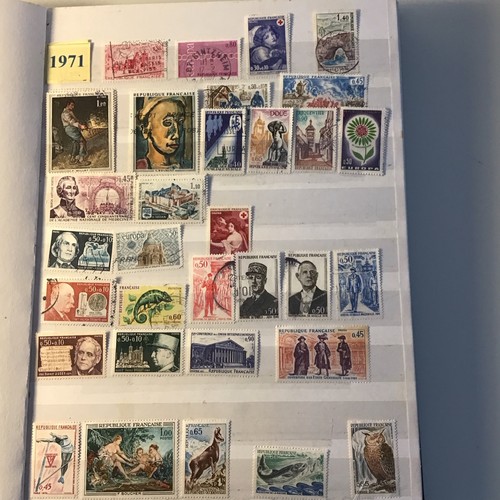 Lot de 270 timbres - lot, +