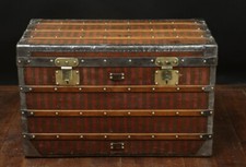 Malle courrier Louis Vuitton à toile rayée rouge Réf.: r3258