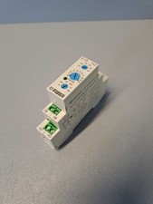 E18BMZZA3V0 - FIBER -  E18BMZZA3V0 / RELAIS TEMPORISÉ USED