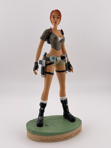 Figurine tomb raider - raider, legend