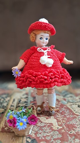 Robe pour poupée ancienne