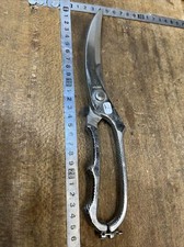 n° 2 OUTIL ANCIEN DE CUISINE