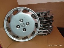 Lot de 8 Enjoliveurs Peugeot 14" et 15"