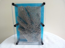 Sculpture 3D clous/Plexiglas -