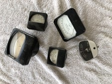5 Voltmètres  ancien H.F