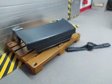 1/18 Coffre  Peugeot 605 SV Solido/ Majorette