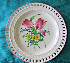 Assiette ajouré en faïence