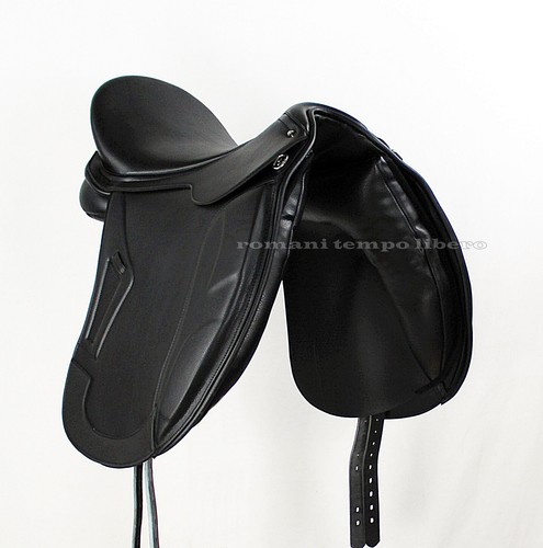 Selle dressage noir - 17,5,