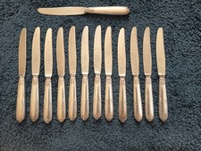 SERIE 13 petitsCOUTEAUX  à