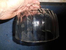 cloche a fromage en verre ancien strié épais