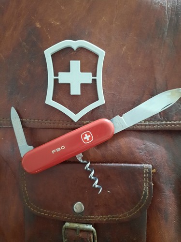 Couteau suisse victorinox - couteau,