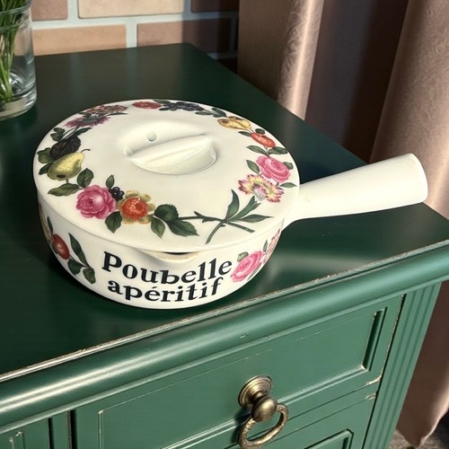 Poubelle apéritif - , en