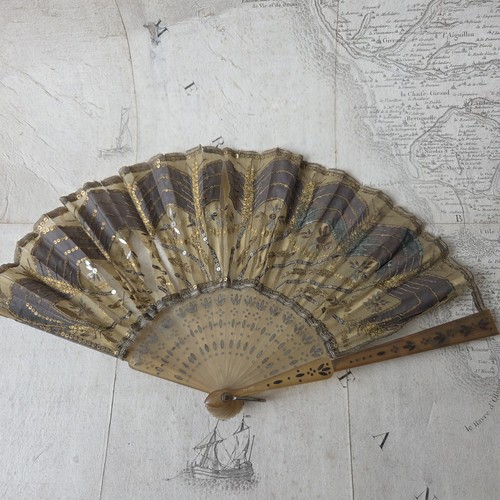 Eventail ancien monture corne - ancien,