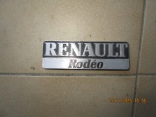 INSIGNE RENAULT RODEO