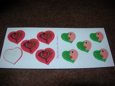 FRANCE PHILATELIE - CARNET 9 TIMBRES - DITES-LE AVEC DES COEURS Yves ST LAURENT