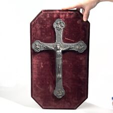 Crucifix Ancien sur Panneau Bois et Velours XIXe Collection Religion Croix Cross