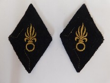 LOT DE 2 LOSANGES DE BRAS MODELE 1945 LEGION ETRANGERE INDOCHINE ALGERIE