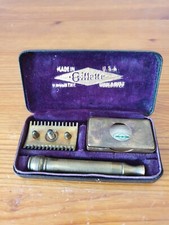 Ancien rasoir Gillette made in USA complet dans sa boite