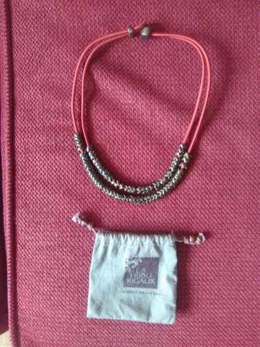 Superbe collier tribu - collier, la