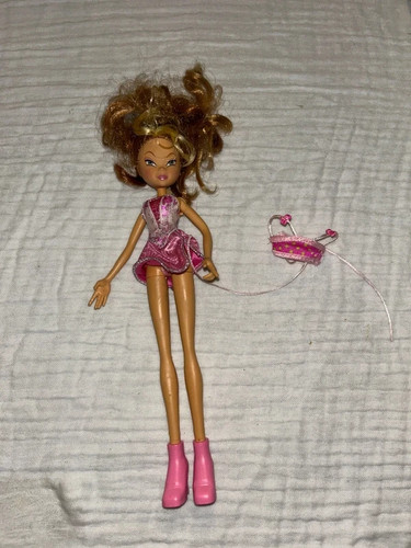 Poupée winx club flora - poupée,