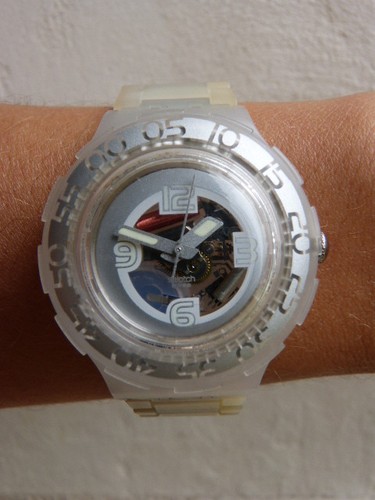 Montre swatch squelette pile - montre,