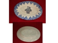 DINETTE DE POUPEE PLAT OVAL EN