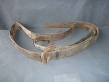 ancienne harnais d'équitation en cuir art populaire  French antique old saddler