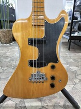 Guitare basse électrique