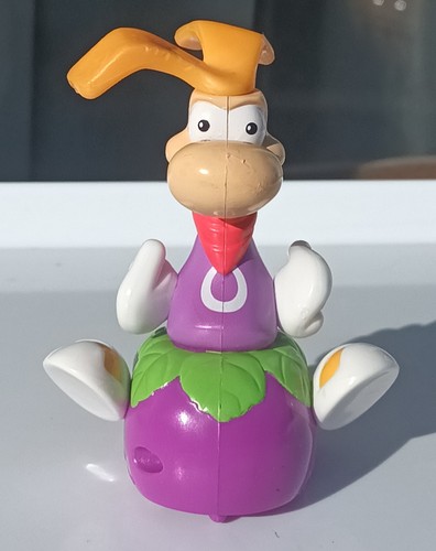 Figurine rayman avec prune - avec,