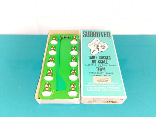 Boite 148 jeu subbuteo - jeu,