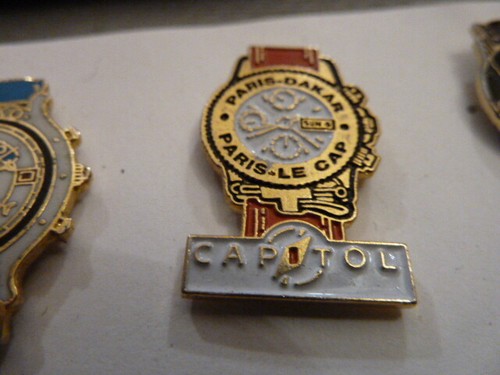 Pin montres capitol - pin's,