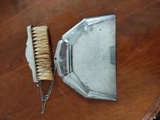 ancien ramasse-miettes métal