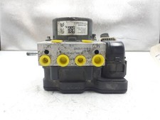 Bloc ABS (freins anti-blocage)