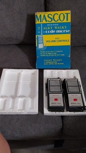 Talky walky mascot - talky,