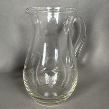 Pichet à eau en verre taillé