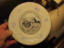 Ancienne Assiette à sauver Les Petites Dames au Casino Faïencerie Clairefontaine