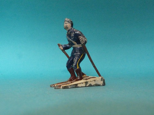Soldat plomb creux - ,