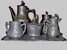 Service en étain Art Nouveau