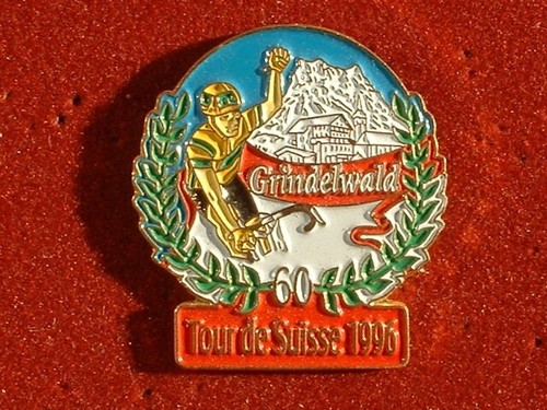 Pin cyclisme velo tour - pin's,