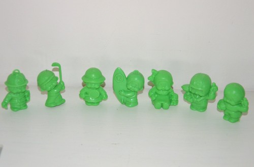 Lot figurines verte bonux - 7,