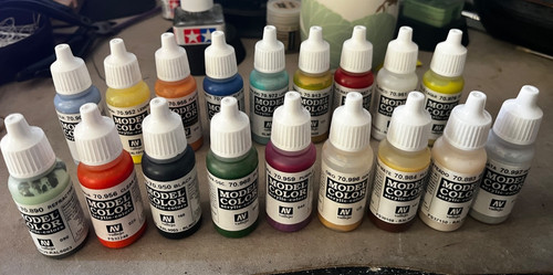 Peinture pour modelisme - peinture,