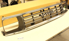 TOYOTA Genuine Land Cruiser 70 KZJ7# LJ7# RJ7# Grille de radiateur avant 5310...