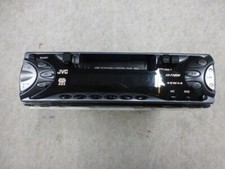 AUTORADIO A CASSETTES  " JVC " MODELE N° : KS-F30R   .FACADE DETACHABLE .