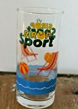 verre sirop sport ,chaise pliante , mer, vacance, plage , 13.3 cm