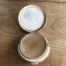 maquillage vintage N8 poudrier
