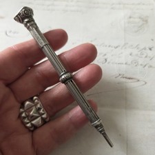 PORTE MINE STYLO CRAYON ARGENT