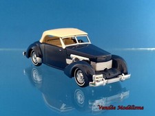 Voiture de  collection - Cord Phaeton Sedan 1937 - Matchbox 1/43