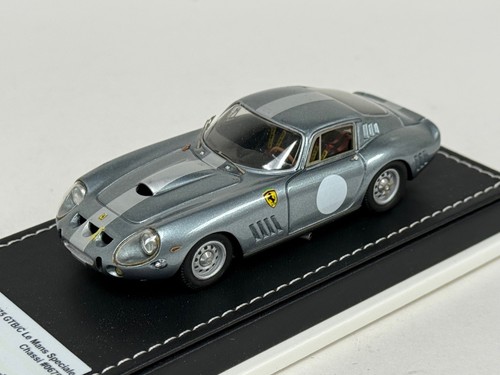 Amr main œuvre ferrari - 1/43,