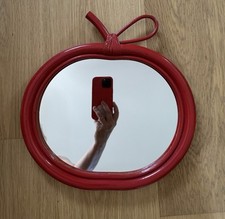 Miroir Pomme Rotin Vintage rouge 32 sur 33 cm seventies